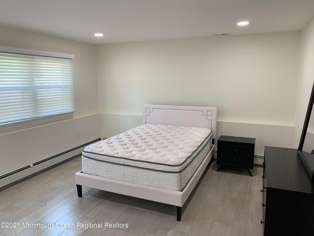 135 Ampere Avenue, Oakhurst, NJ 07755
