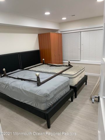 135 Ampere Avenue, Oakhurst, NJ 07755