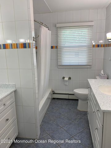 135 Ampere Avenue, Oakhurst, NJ 07755