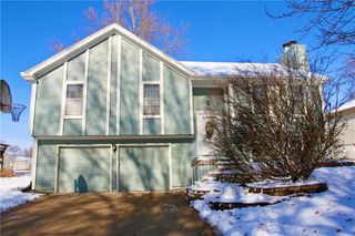 15500 W 152nd Street, Olathe, KS 66062