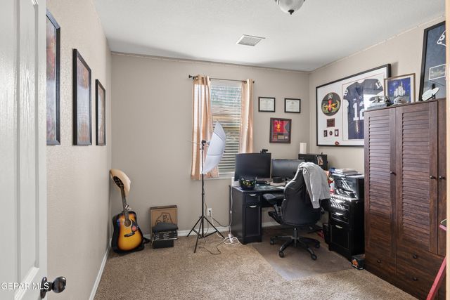 14308 MAPLE LEAVES Court, El Paso, TX 79938