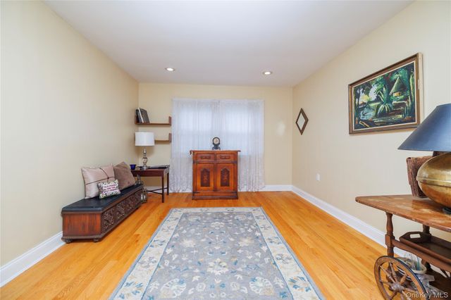 163 Mott Street, Oceanside, NY 11572