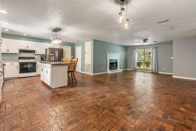 12400 Dailey Road, Grand Bay, AL 36541