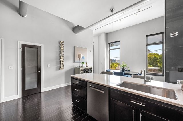 205 31st Ave N Apt 310, Nashville, TN 37203