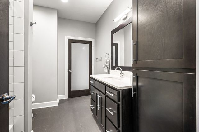 205 31st Ave N Apt 310, Nashville, TN 37203