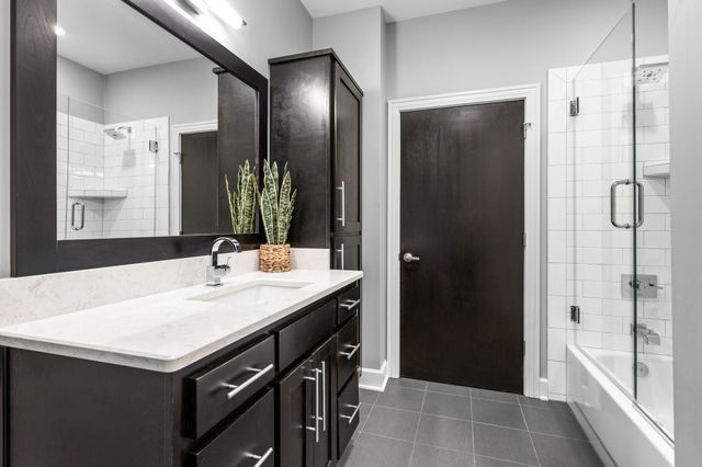 205 31st Ave N Apt 310, Nashville, TN 37203