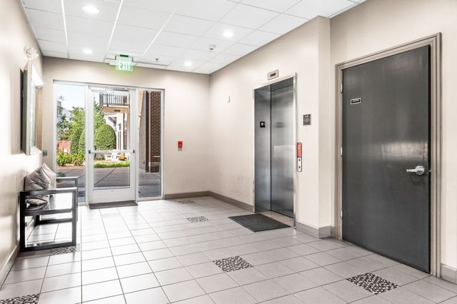 205 31st Ave N Apt 310, Nashville, TN 37203