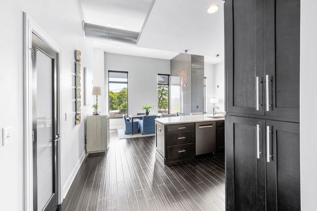 205 31st Ave N Apt 310, Nashville, TN 37203