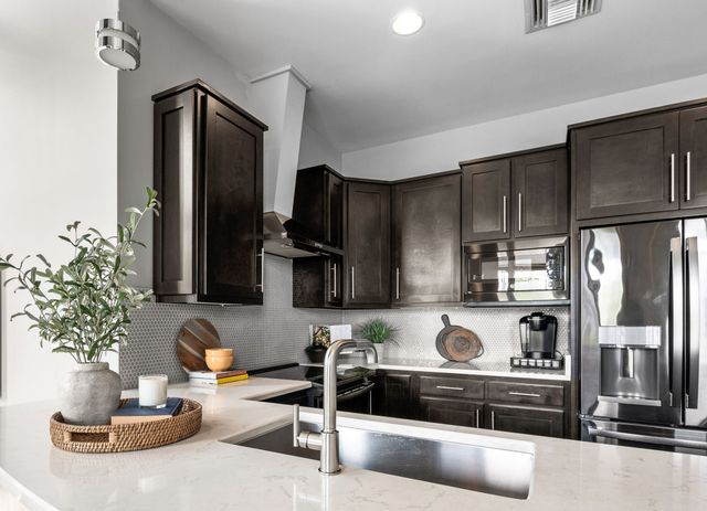 205 31st Ave N Apt 310, Nashville, TN 37203