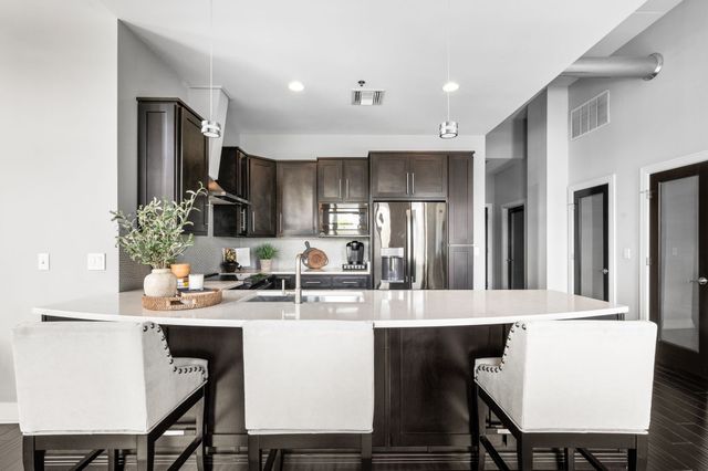 205 31st Ave N Apt 310, Nashville, TN 37203