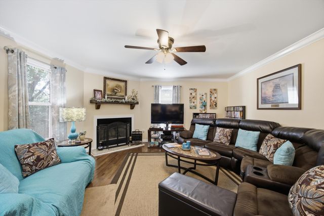 6714 Flagcrest Drive, Ooltewah, TN 37363
