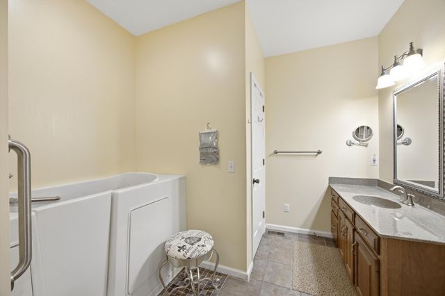 6714 Flagcrest Drive, Ooltewah, TN 37363