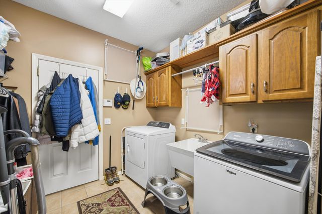 6714 Flagcrest Drive, Ooltewah, TN 37363