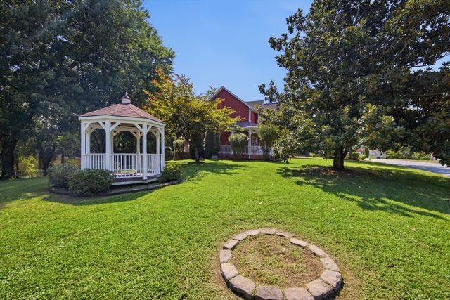 6714 Flagcrest Drive, Ooltewah, TN 37363
