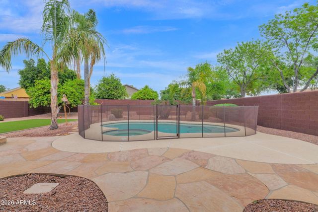 9812 E MONTEREY Avenue, Mesa, AZ 85209