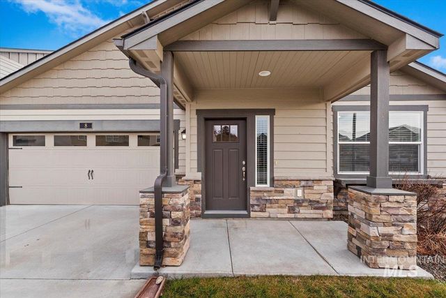 8 N Wooddale Ave., Eagle, ID 83616