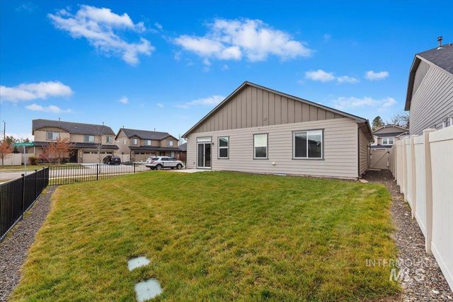 8 N Wooddale Ave., Eagle, ID 83616