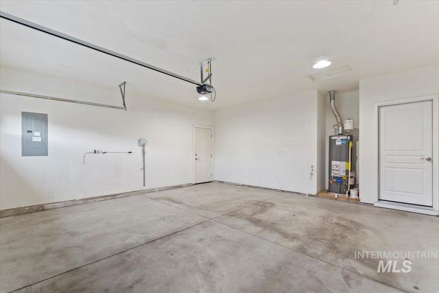 8 N Wooddale Ave., Eagle, ID 83616