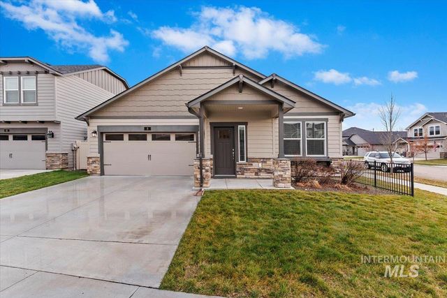 8 N Wooddale Ave., Eagle, ID 83616