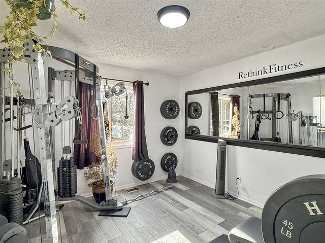 406 1st Street E, Altoona, IA 50009