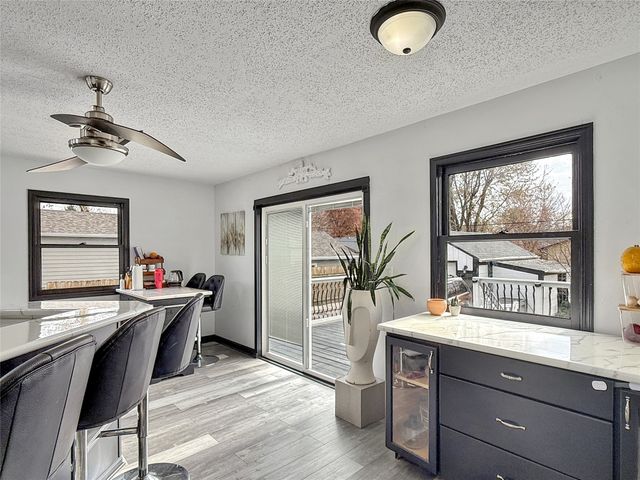 406 1st Street E, Altoona, IA 50009