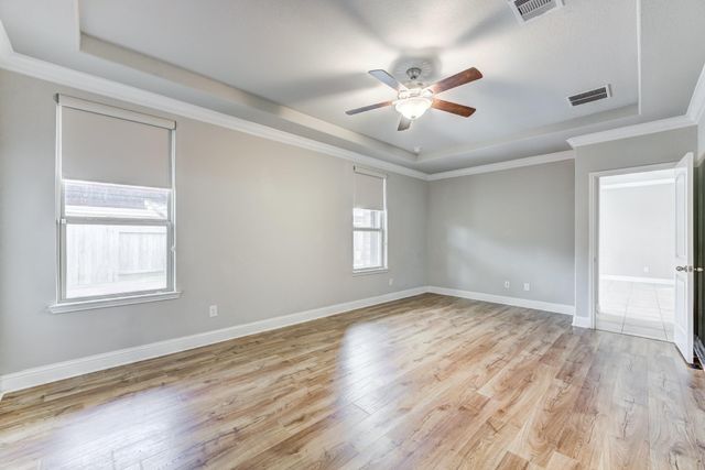 4804 Ladona Court, League City, TX 77573