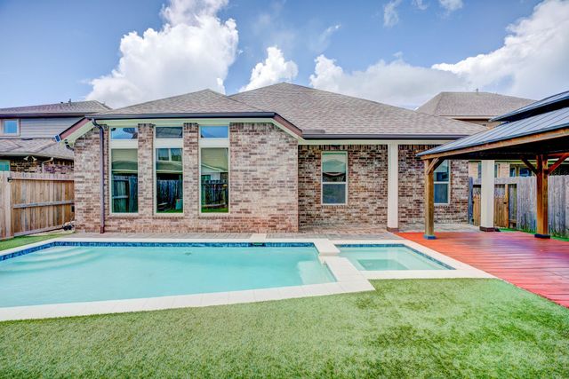 4804 Ladona Court, League City, TX 77573