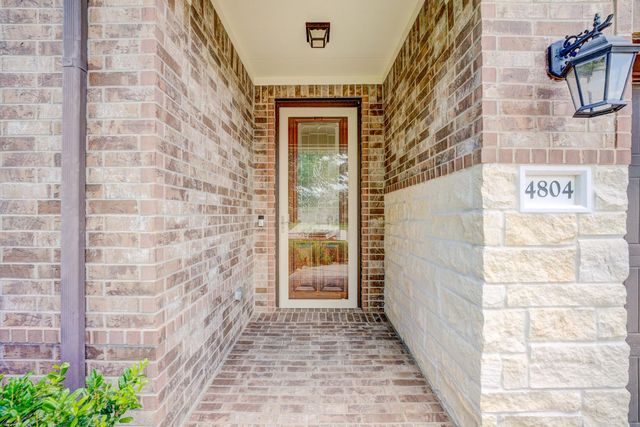 4804 Ladona Court, League City, TX 77573