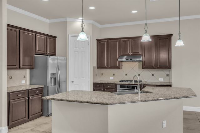 6801 Cambridge Drive, North Richland Hills, TX 76180