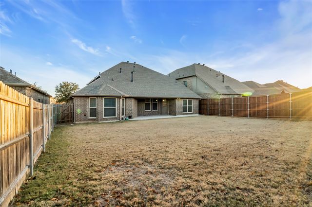 6801 Cambridge Drive, North Richland Hills, TX 76180