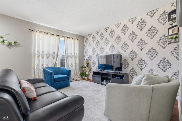 6028 Tybalt Drive, Indianapolis, IN 46254