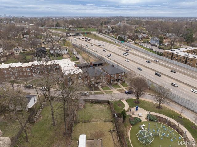 1274 Hawthorne Place, Richmond Heights, MO 63117