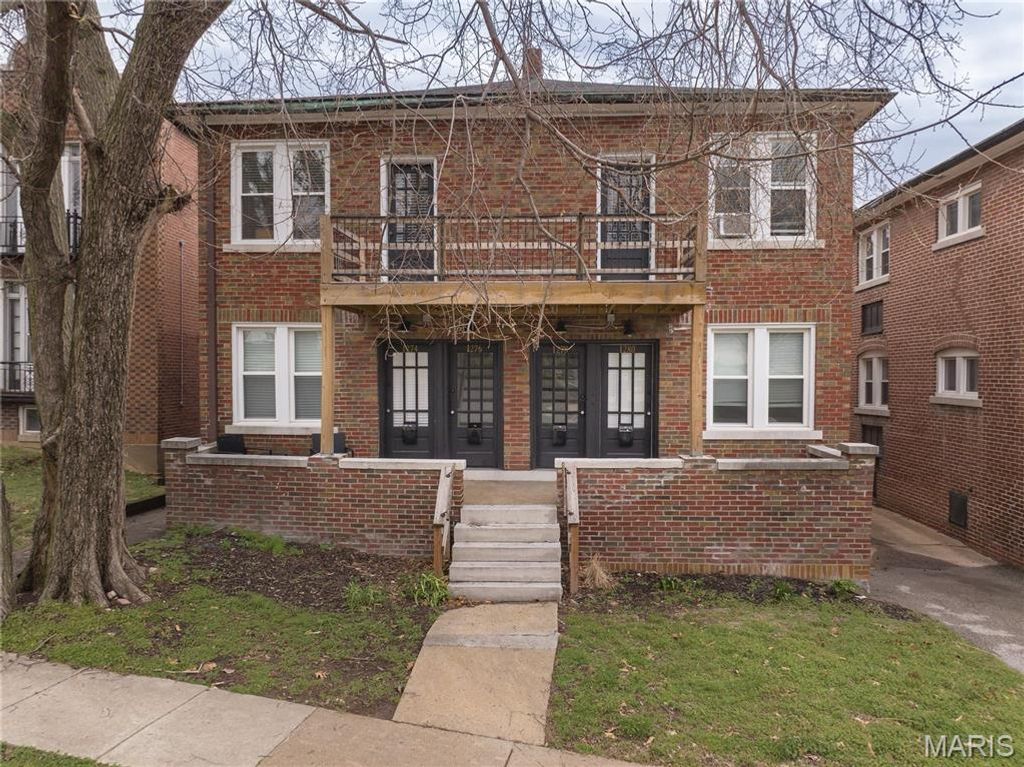 1274 Hawthorne Place, Richmond Heights, MO 63117