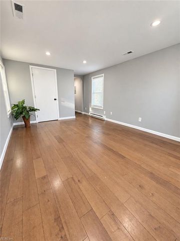 906 Carolina ST, Hampton, VA 23669