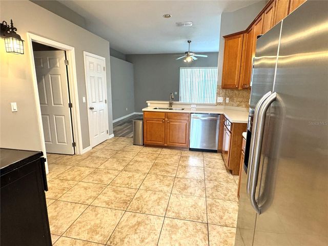 14693 CABLESHIRE WAY, Orlando, FL 32824