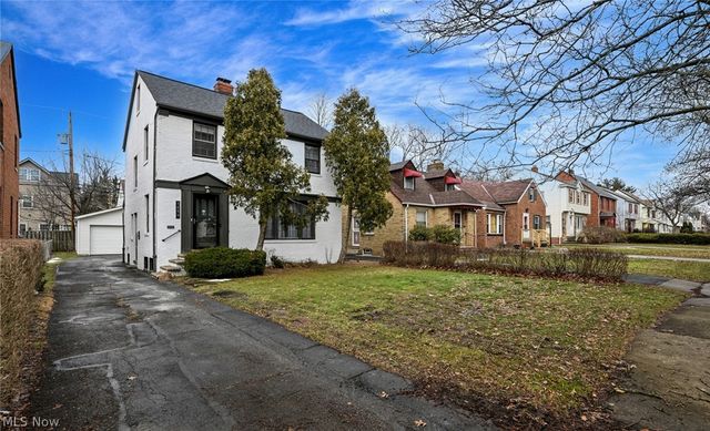 3699 Bainbridge Road, Cleveland Heights, OH 44118