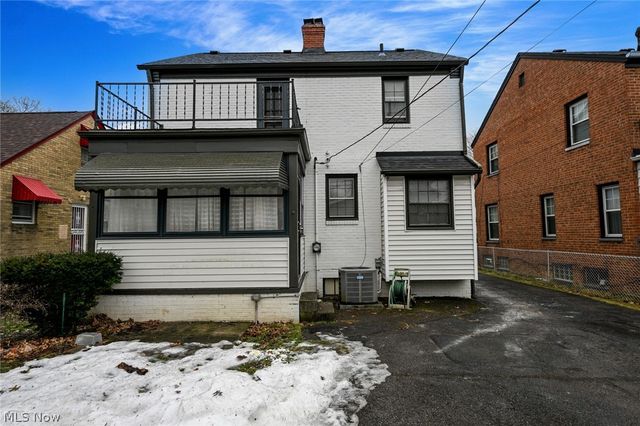 3699 Bainbridge Road, Cleveland Heights, OH 44118