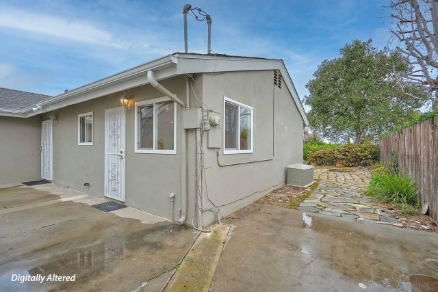 3062 Governor Drive, San Diego, CA 92122