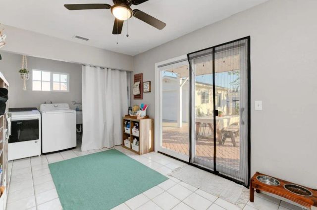 9243 Stoyer Dr., Santee, CA 92071