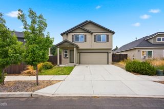 2981 NE Roxy Place, Bend, OR 97701