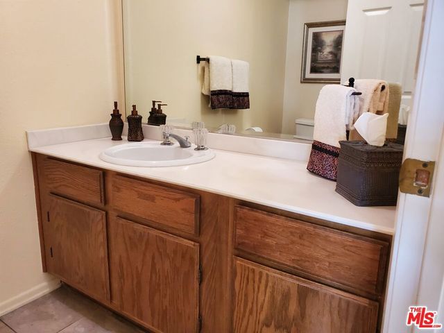 4128 W Hood Avenue B, Burbank, CA 91505