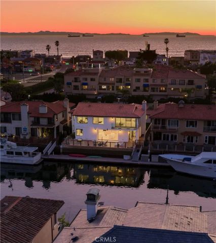 16572 Grimaud, Huntington Beach, CA 92649