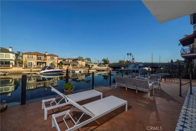 16572 Grimaud, Huntington Beach, CA 92649