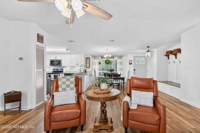 7655 LONG LAKE Road, Keystone Heights, FL 32656