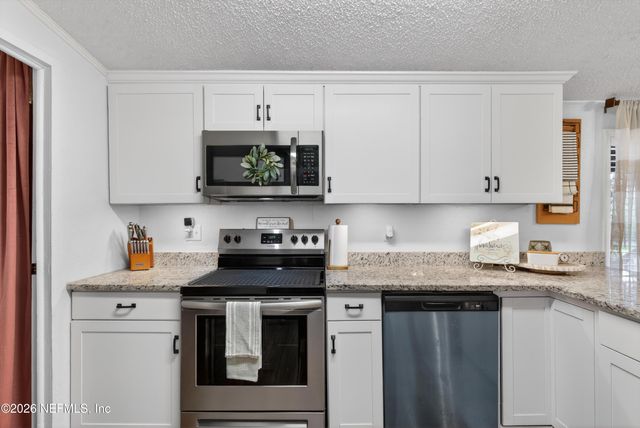 7655 LONG LAKE Road, Keystone Heights, FL 32656