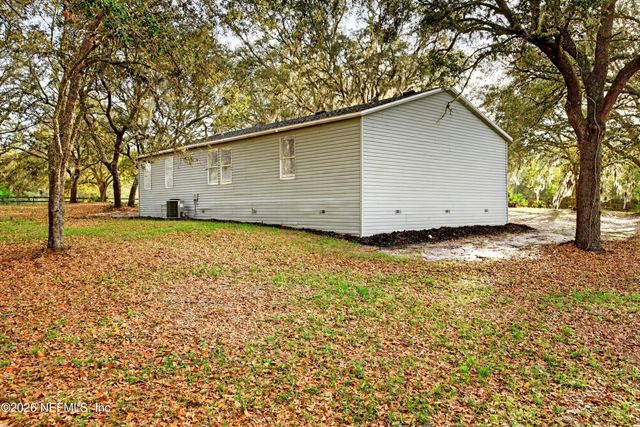 7655 LONG LAKE Road, Keystone Heights, FL 32656