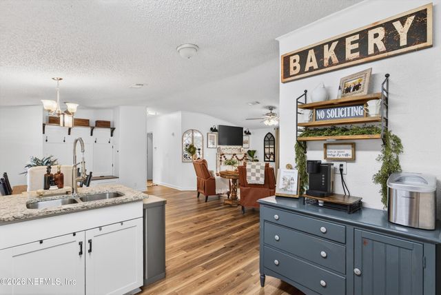 7655 LONG LAKE Road, Keystone Heights, FL 32656