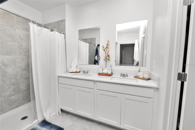 1740 WHITE WATER COURT, Davenport, FL 33837