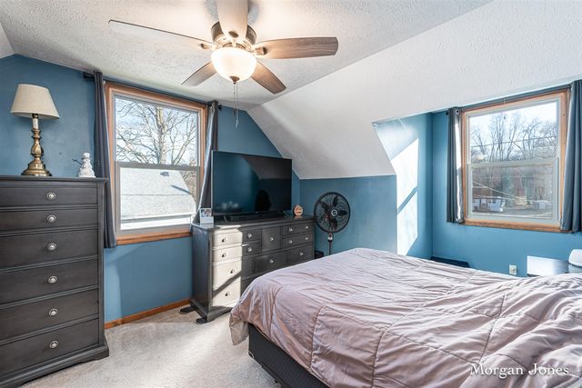 187 Washington Street, Saranac, MI 48881