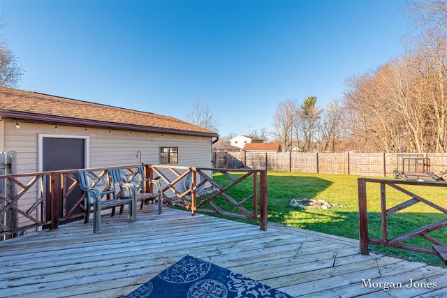 187 Washington Street, Saranac, MI 48881